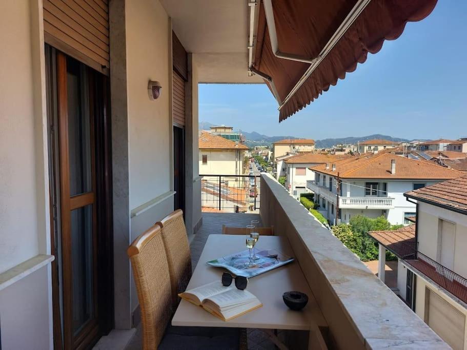 La Casa Di Cri Apartment Viareggio Exterior photo